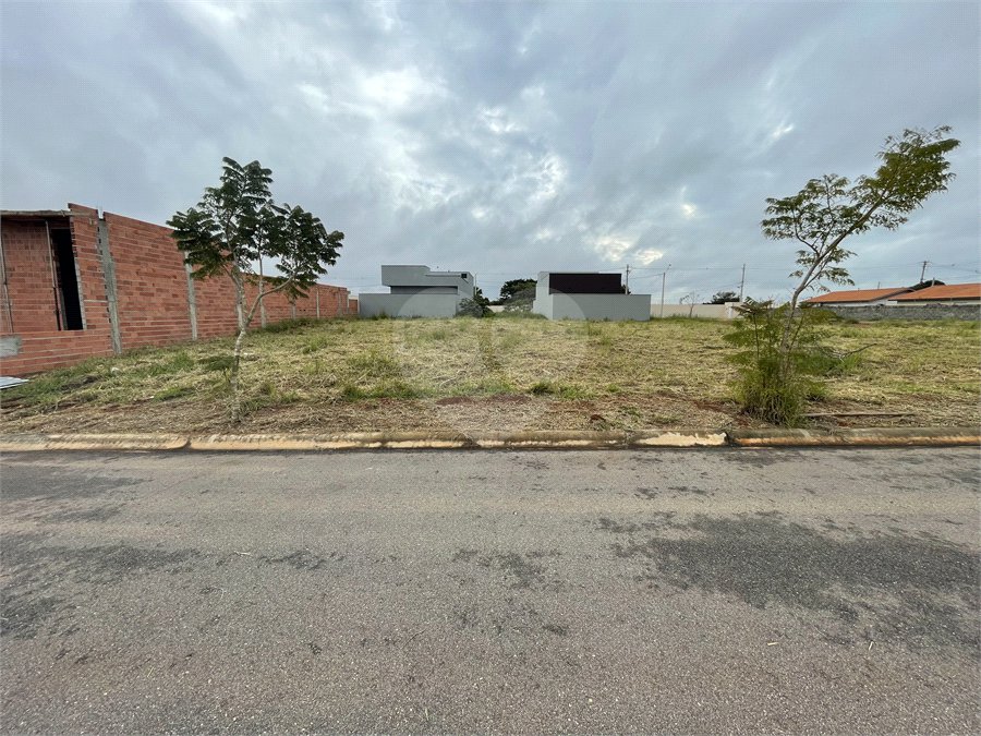Terreno à venda no condomínio Reserva dos Buritis, Itapetininga - SP