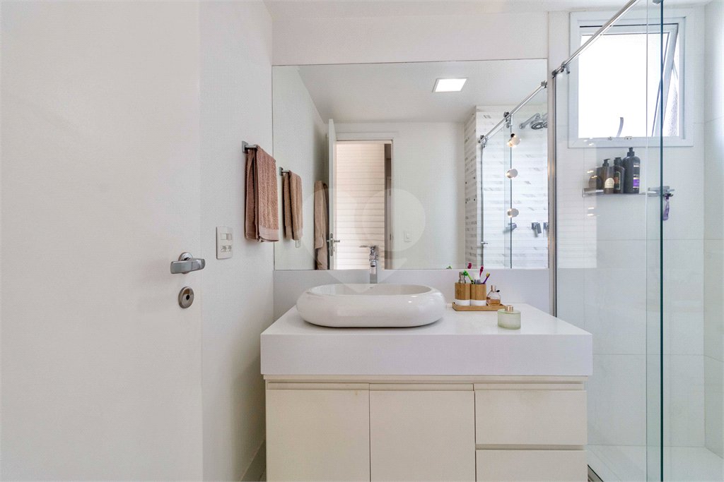 Apartamento à venda com 3 suítes em Brooklin, São Paulo, SP