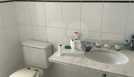Apartamento para alugar com 4 quartos, sendo 2 suítes,  em Real Parque, São Paulo, SP