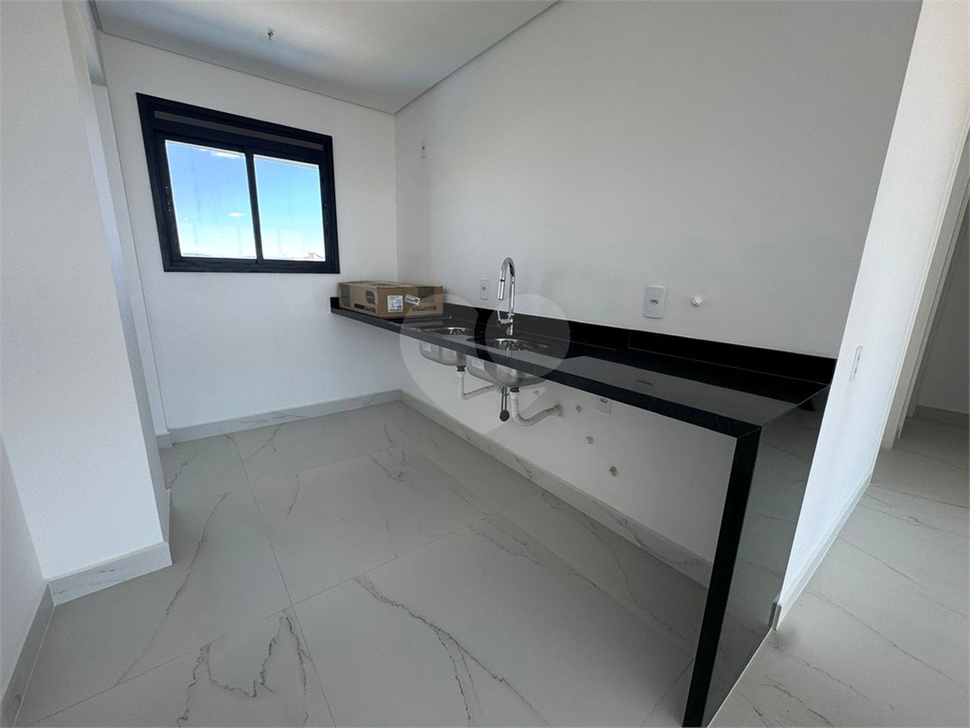 Apartamento à venda ou para alugar com 3 suítes em Parque Campolim, Sorocaba, SP