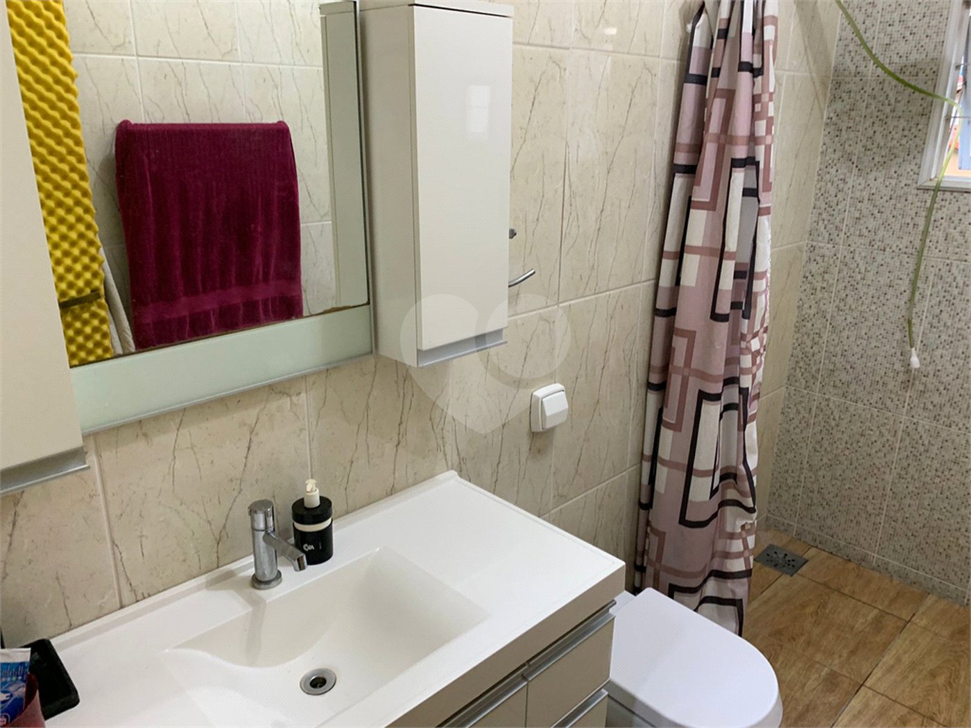 Casa à venda com 3 quartos, sendo 2 suítes, em Jardim Celani, Salto, SP