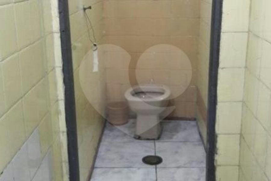 Prédio à venda com 5 quartos, sendo 1 suíte, em Vila Romero, São Paulo, SP
