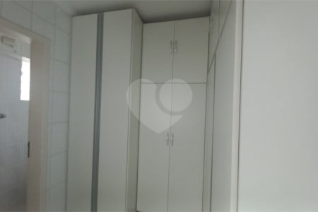 Apartamento à venda com 3 quartos, sendo 1 suíte,  em Vila Andrade, São Paulo, SP