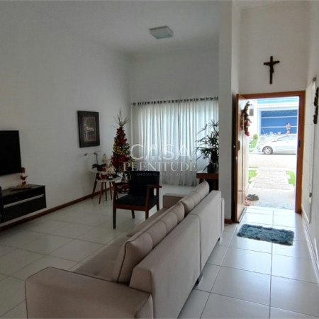Casa em condomínio à venda com 3 quartos, sendo 1 suíte, em Iporanga, Sorocaba, SP