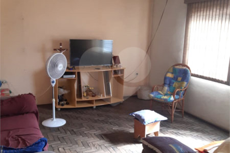 Casa à venda com 2 quartos no Centro, Salto, SP