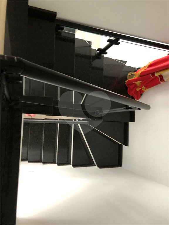 Sobrado à venda com 3 suítes em Conjunto Habitacional Ana Paula, Mogi das Cruzes, SP
