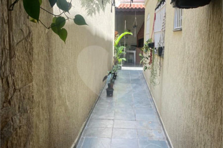 Casa à venda com 3 quartos, sendo 1 suíte, em Jardim Pinheiros, São Paulo, SP