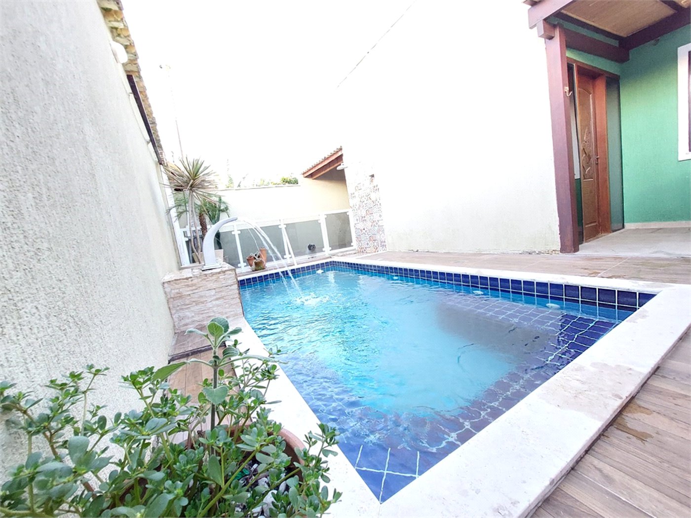 Casa à venda com 2 quartos, sendo 1 suíte,  em São José, Armação dos Búzios, RJ