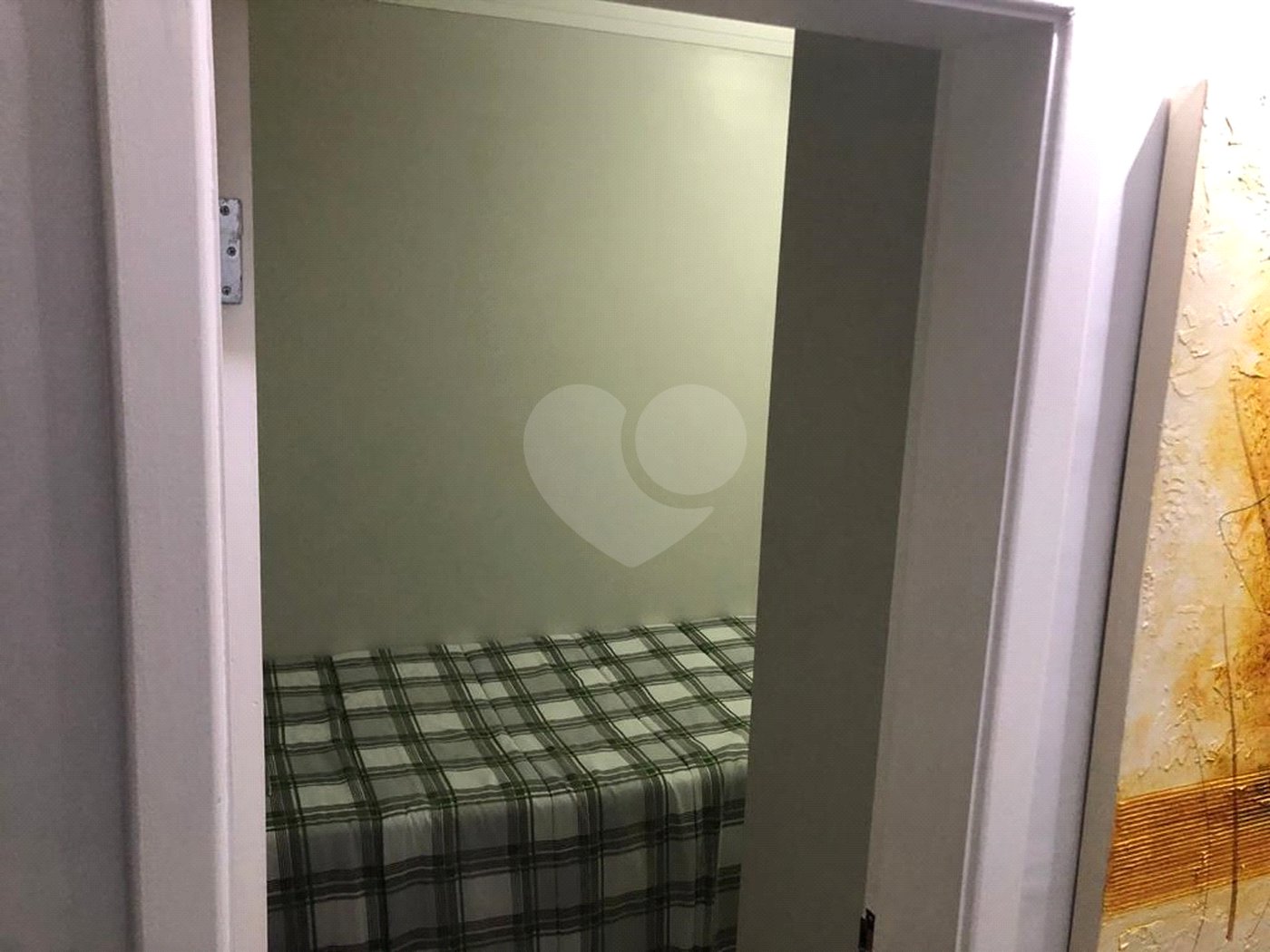 Casa à venda com 3 quartos, sendo 1 suíte, no condomínio Dolce Villa Anália Franco, São Paulo - SP