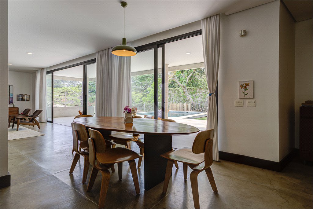 Casa à venda com 3 suítes em Alto da Boa Vista, São Paulo, SP