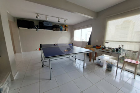 Apartamento à venda com 3 suítes em Campo Belo, São Paulo, SP