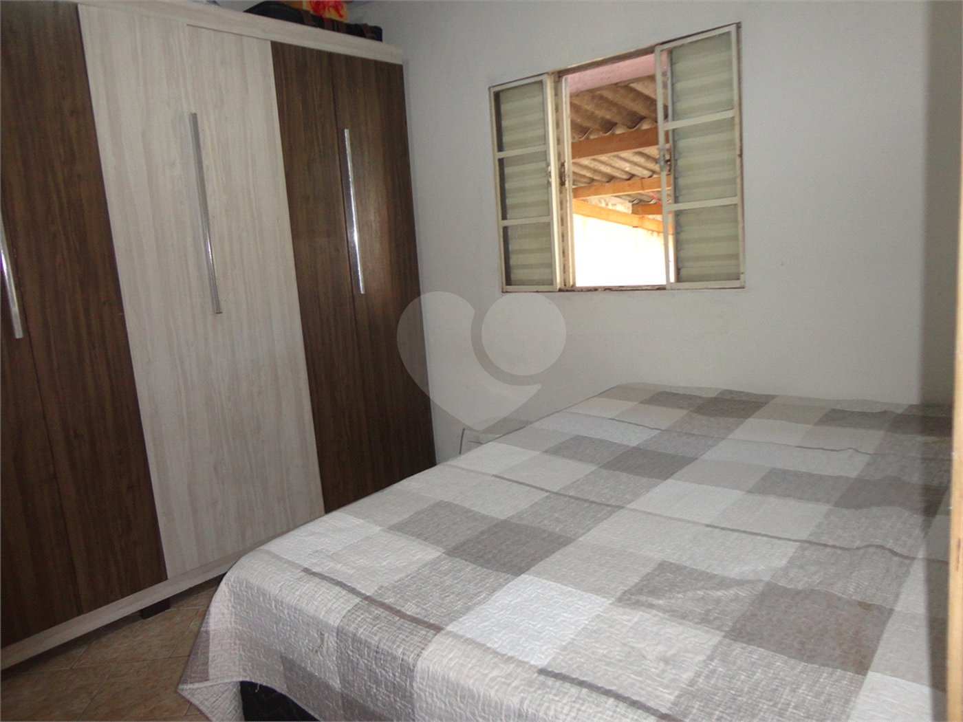 Casa à venda com 2 quartos em Vila Bissoto, Valinhos, SP