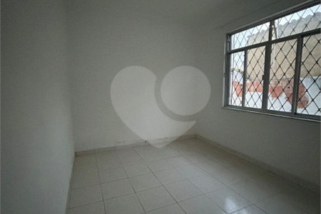 Apartamento à venda com 2 quartos em Marechal Hermes, Rio de Janeiro, RJ