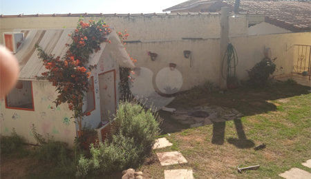 Casa à venda com 8 quartos, sendo 3 suítes, em Jardim Terceiro Centenário, Atibaia, SP