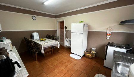 Casa à venda com 4 quartos, sendo 2 suítes,  em Vila Barth, Itapetininga, SP