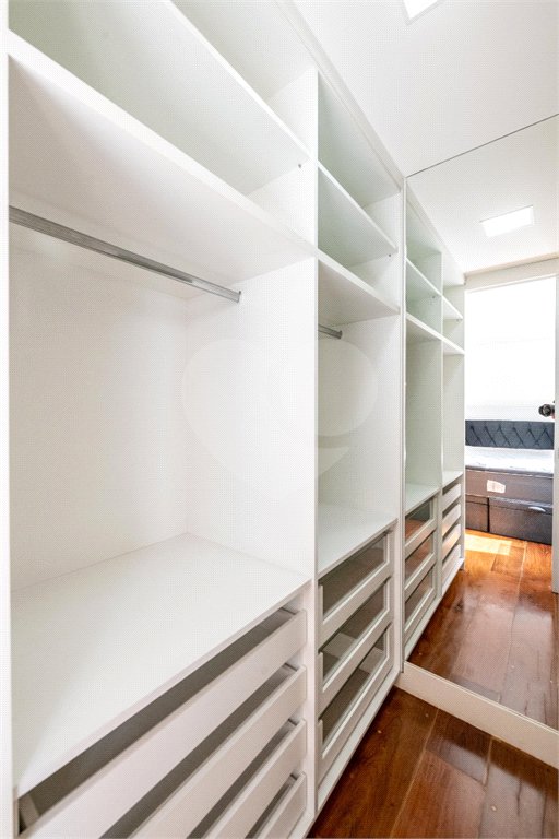 Apartamento à venda com 3 quartos, sendo 1 suíte, em Paraíso, São Paulo, SP