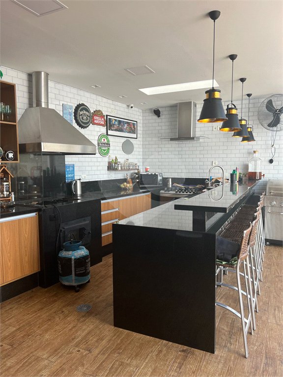 Casa à venda com 4 suítes no condomínio Residencial Jabuticabeiras, São Paulo - SP
