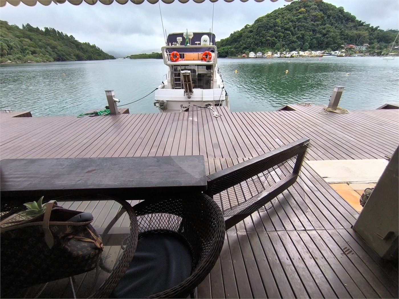 Apartamento à venda com 1 suíte em Ponta da Cruz, Angra dos Reis, RJ