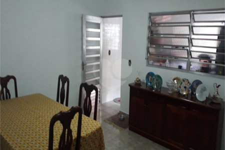 Sobrado à venda com 2 quartos em Vila dos Remédios, São Paulo, SP