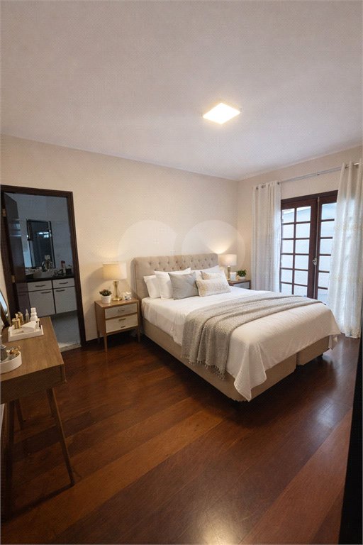 Apartamento à venda com 4 quartos, sendo 1 suíte, em City Bussocaba, Osasco, SP