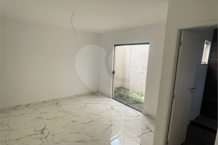 Casa em condomínio à venda com 3 quartos, sendo 1 suíte, em Guaratiba, Rio de Janeiro, RJ