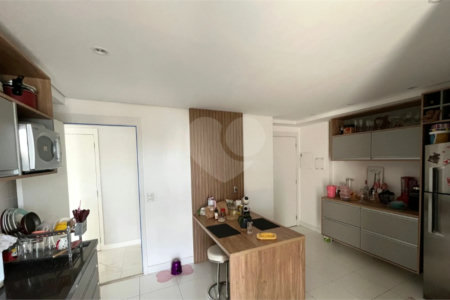 Apartamento à venda com 2 suítes em Jardim Vazani, São Paulo, SP