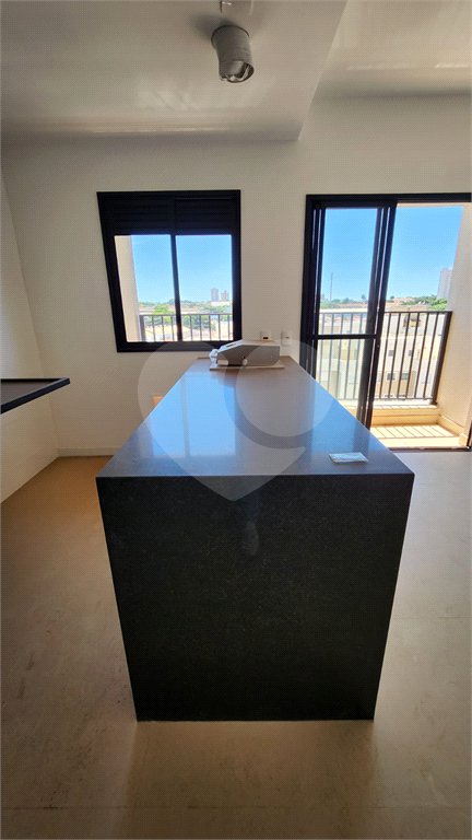 Apartamento à venda com 2 quartos, sendo 1 suíte,  no Centro, Araraquara, SP