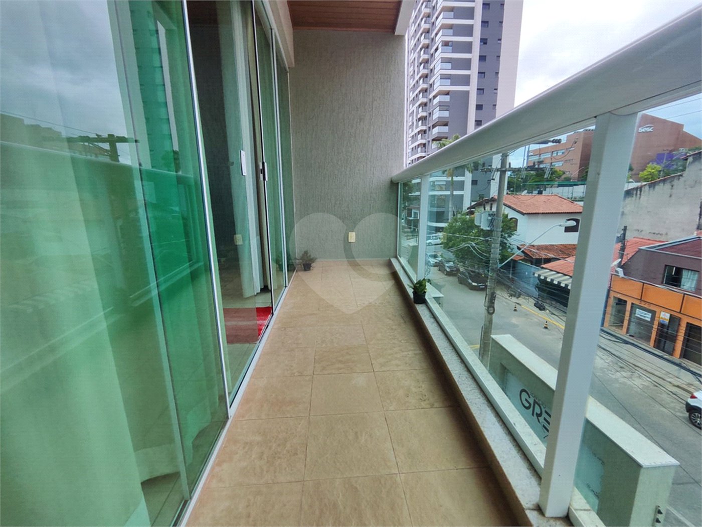 Apartamento à venda com 3 suítes em Jardim Faculdade, Sorocaba, SP