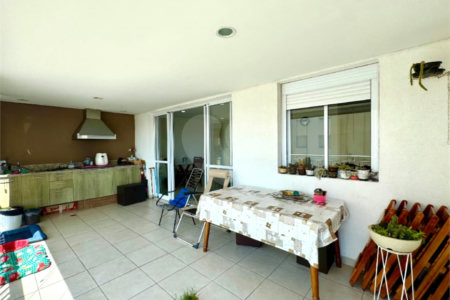 Apartamento à venda com 3 quartos, sendo 1 suíte, em Vila Galvão, Guarulhos, SP