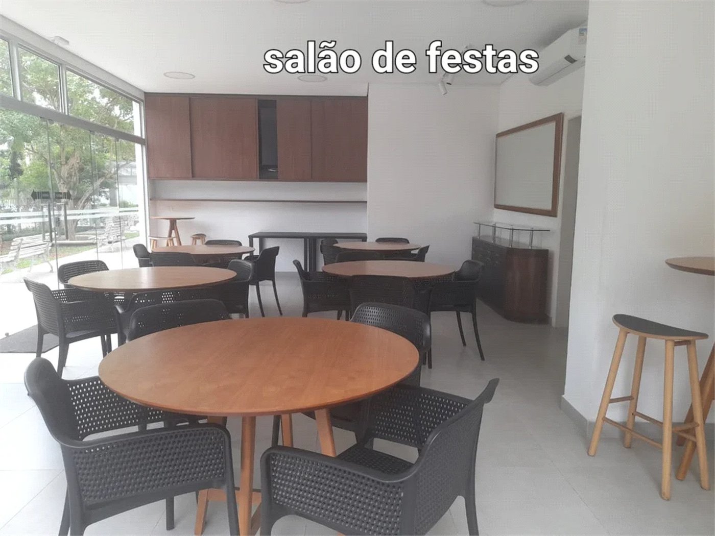 Apartamento à venda com 3 quartos, sendo 1 suíte, em Vila Pirajussara, São Paulo, SP