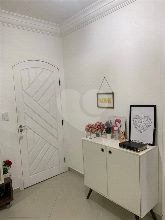 Sobrado à venda com 3 quartos, sendo 1 suíte, em Residencial Novo Horizonte I, Mogi das Cruzes, SP