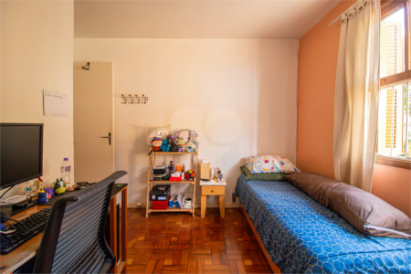 Sobrado à venda com 3 quartos em Jardim Prudência, São Paulo, SP