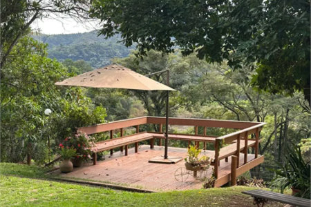 Casa à venda com 4 quartos, sendo 2 suítes, no condomínio Chacara Marques, Santana de Parnaíba - SP