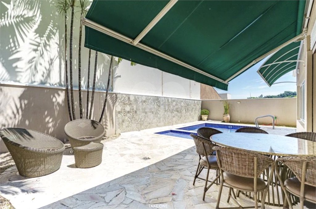 Casa à venda com 3 suítes no condomínio Villagio DI Verona, Vinhedo - SP