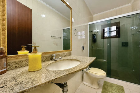 Casa à venda com 5 quartos, sendo 4 suítes, em Parque dos Príncipes, São Paulo, SP