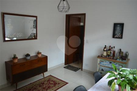 Casa à venda com 3 quartos, sendo 1 suíte, em Jardim Prudência, São Paulo, SP