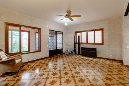 Casa à venda com 3 quartos, sendo 2 suítes, em Jardim América, São Paulo, SP