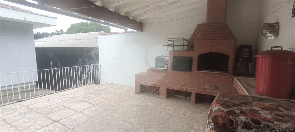 Casa à venda com 3 quartos, sendo 1 suíte,  em Jardim Vila Galvão, Guarulhos, SP