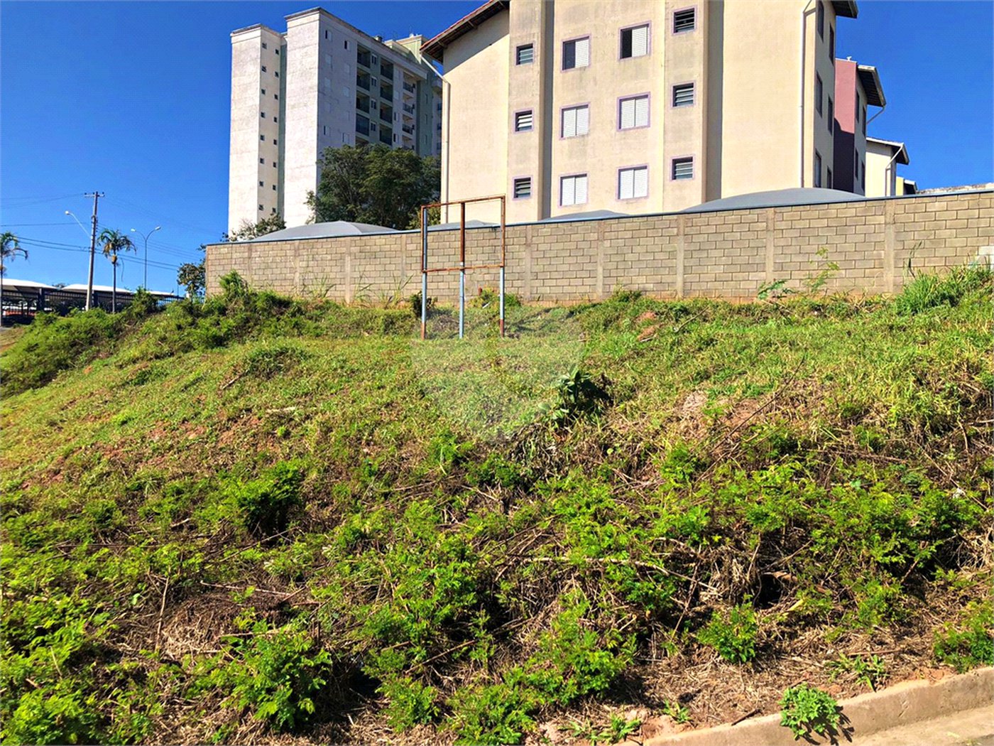Terreno à venda em Loteamento Pedra Verde, Valinhos, SP