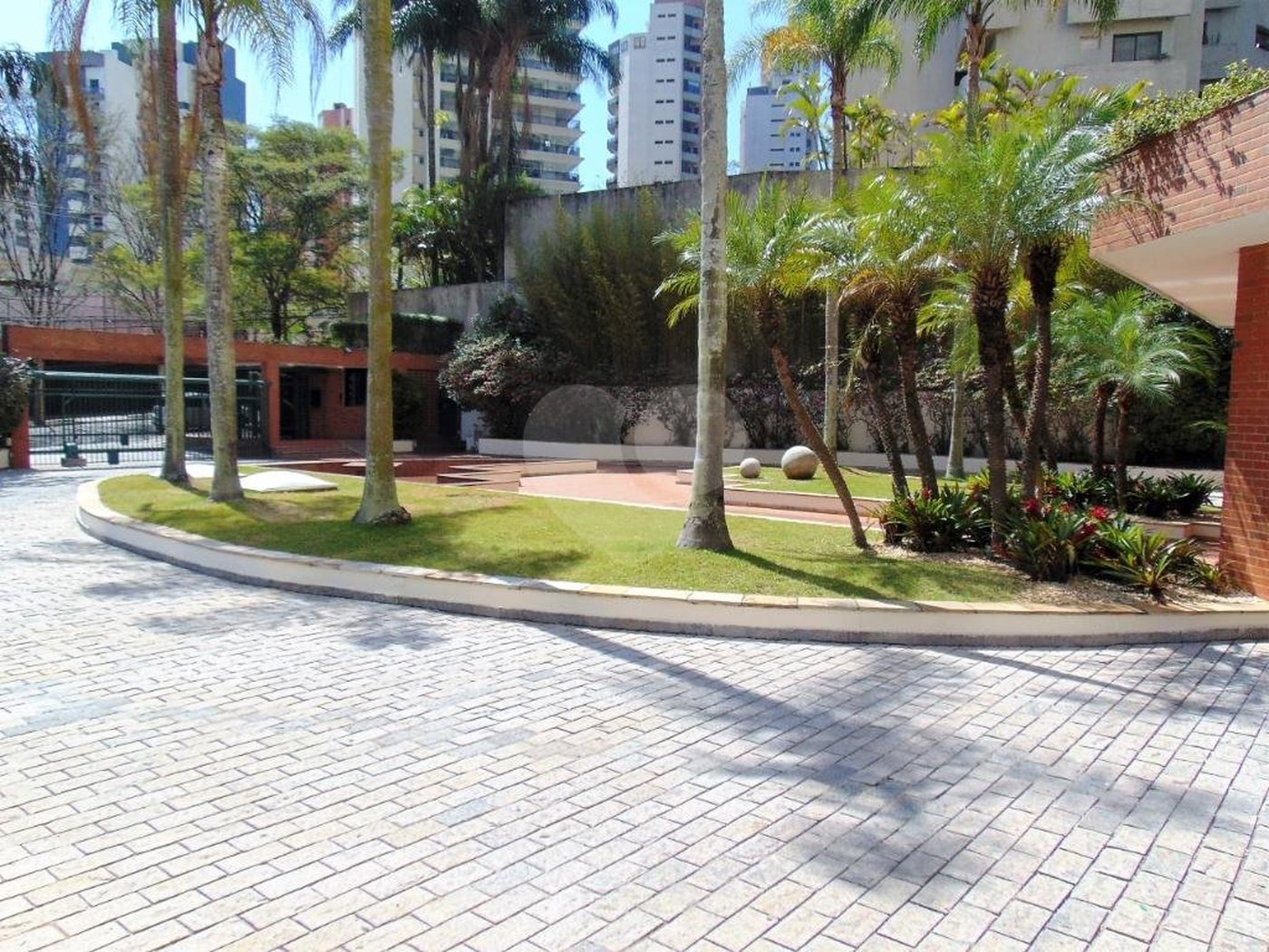 Apartamento à venda com 3 quartos, sendo 2 suítes, em Vila Suzana, São Paulo, SP
