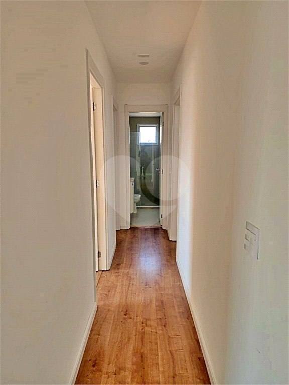 Apartamento à venda com 3 quartos, sendo 1 suíte,  em Jardim Caravelas, São Paulo, SP