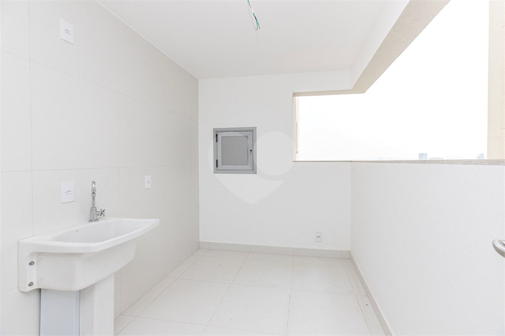 Apartamento à venda com 3 suítes em Jardim Marajoara, São Paulo, SP