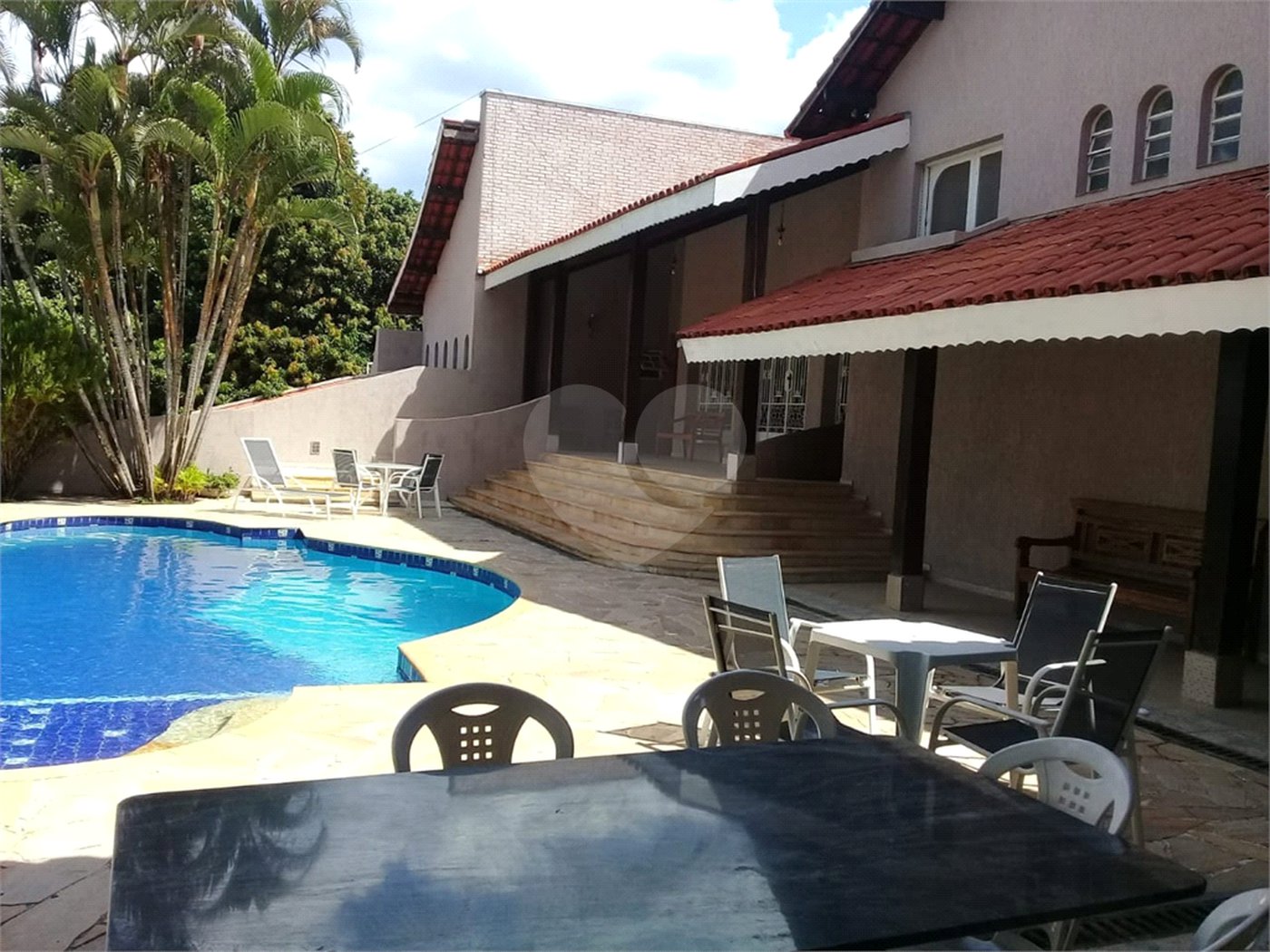Casa à venda com 4 suítes em Jardim Residencial Santa Luiza, Atibaia, SP