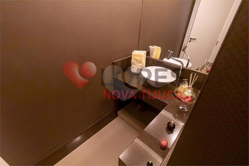 Apartamento à venda com 3 quartos, sendo 1 suíte, em Copacabana, Rio de Janeiro, RJ