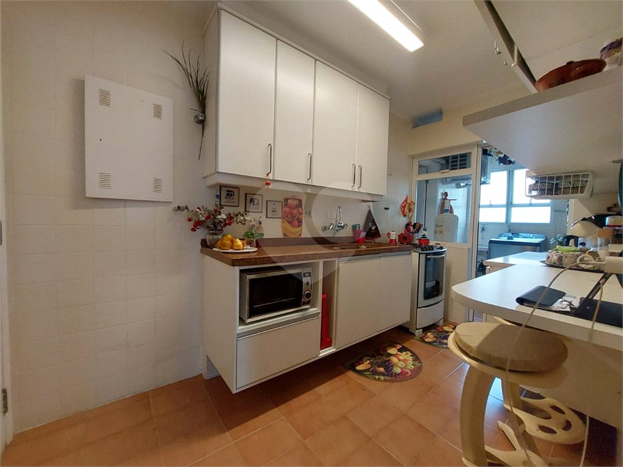 Apartamento à venda com 3 quartos, sendo 1 suíte, em Real Parque, São Paulo, SP