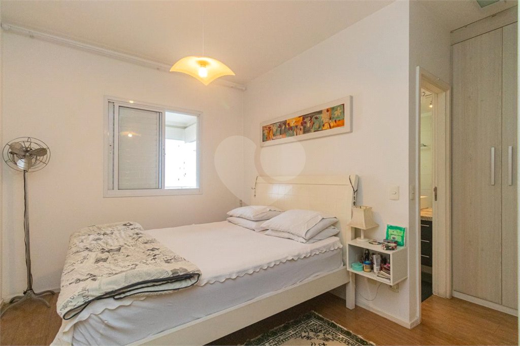 Apartamento à venda com 2 quartos, sendo 1 suíte, em Alto da Boa Vista, São Paulo, SP