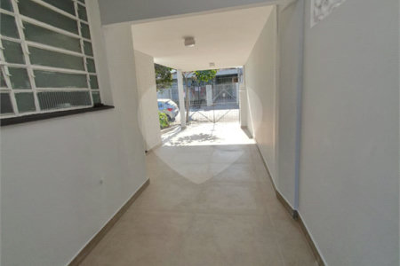 Casa Térrea à venda com 4 quartos em Cidade Monções, São Paulo, SP