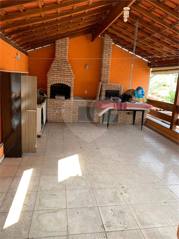Prédio à venda em Tremembé, São Paulo, SP