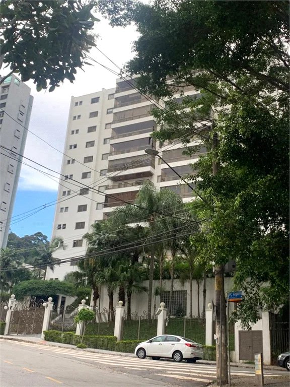 Apartamento à venda com 3 suítes em Vila Suzana, São Paulo, SP