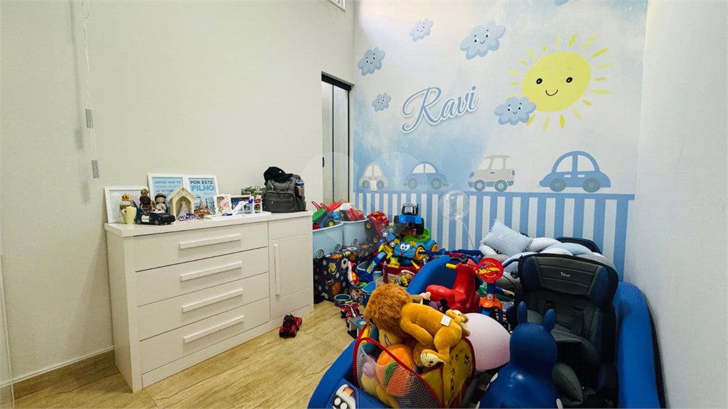 Casa à venda com 3 quartos, sendo 1 suíte, no condomínio Horto Florestal III, Sorocaba - SP